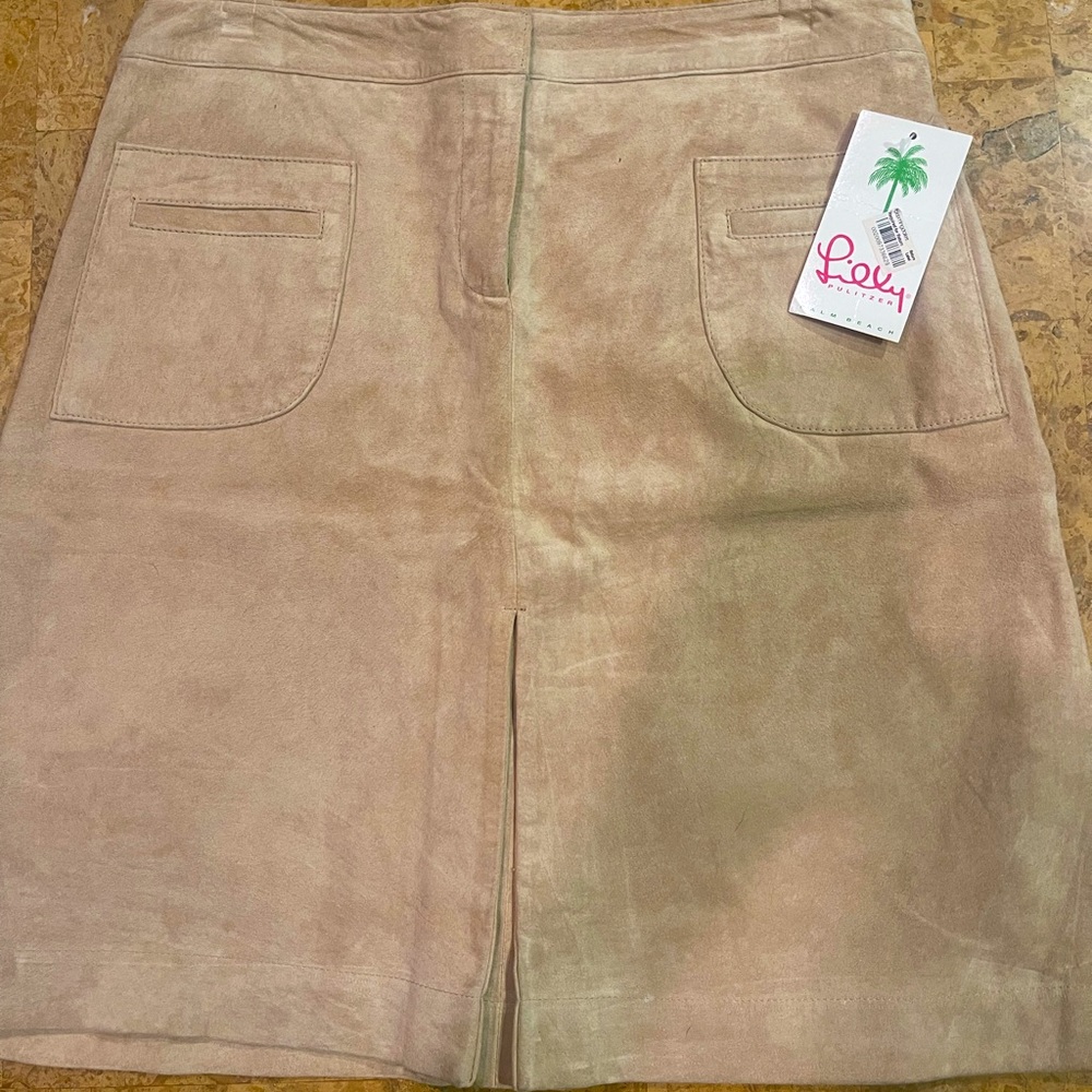 Lilly Pulitzer 100% suede skirt, pleat front & back, front pockets, lined NWT - Picture 3 of 6